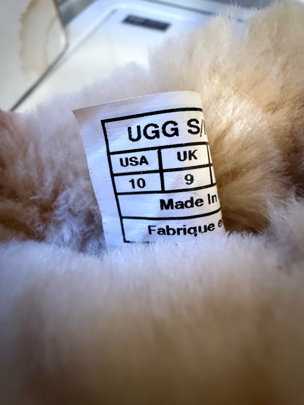 UGG Australia Kids Boots - Picture 7 of 8